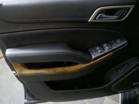 Used 2017 GMC Yukon XL Denali w/ Open Road Package image 14