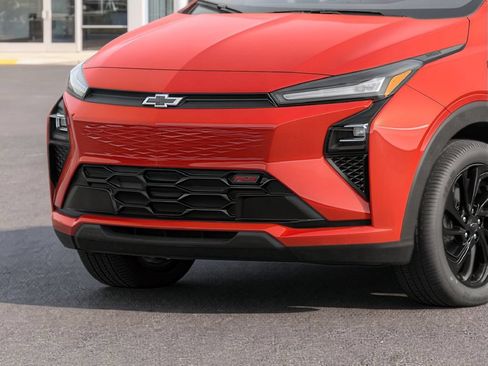 New 2027 Chevrolet Bolt RS w/ Technology Package FWD image 4