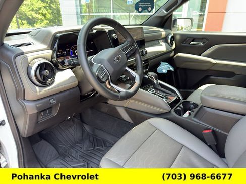 Certified 2024 Chevrolet Colorado ZR2 w/ ZR2 Convenience Package III AWD/4WD image 17