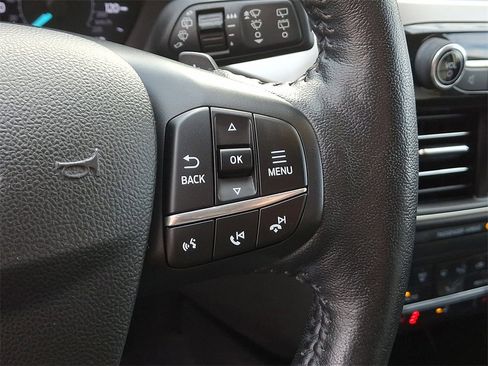 Certified 2020 Ford Escape SEL image 23