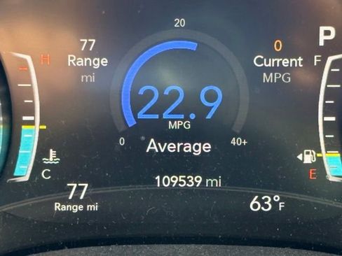 Used 2017 Chrysler Pacifica Touring-L Plus FWD image 17