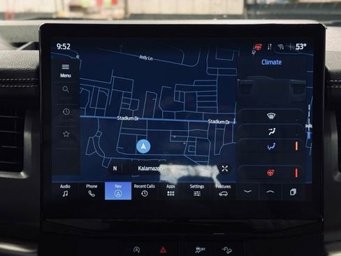 Used 2024 Ford Expedition Max XLT image 40