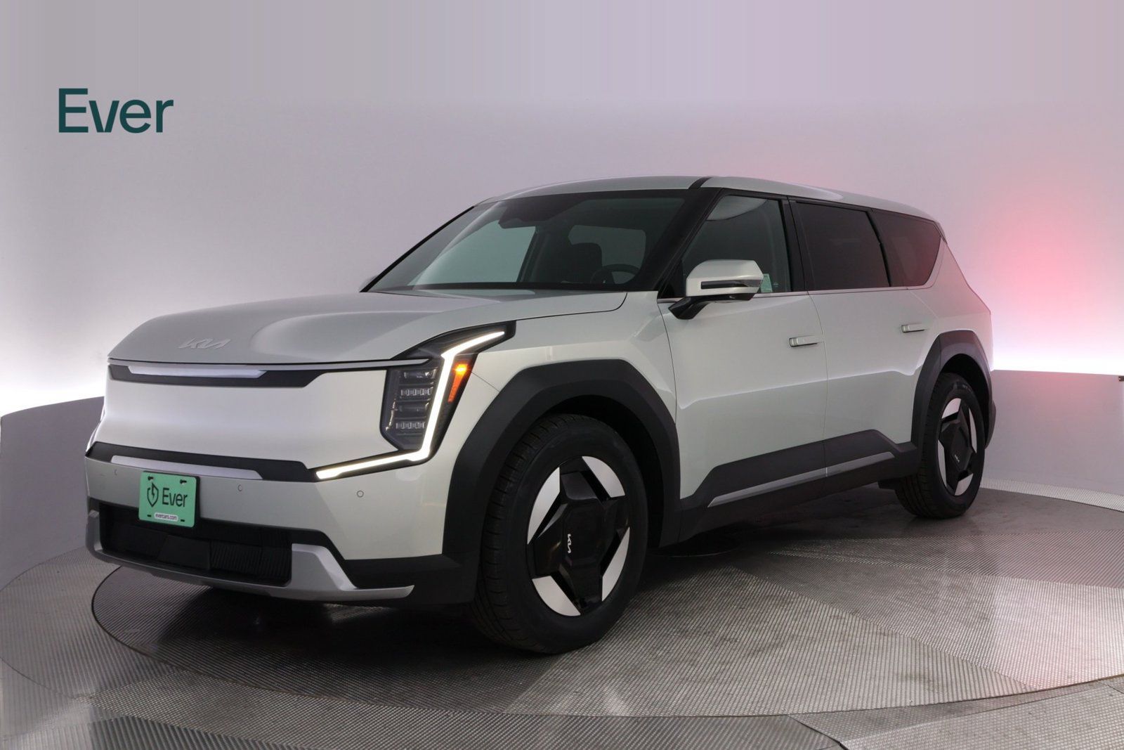Used 2024 Kia EV9 Light Long Range RWD image 2