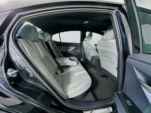 Used 2025 Toyota Camry SE image 26
