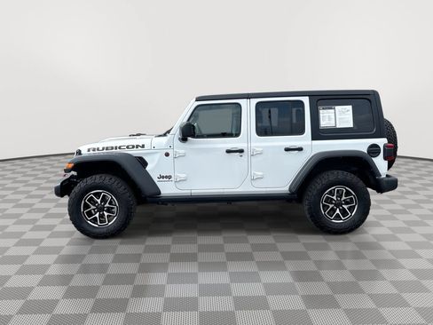 Used 2024 Jeep Wrangler Unlimited Rubicon AWD/4WD image 7