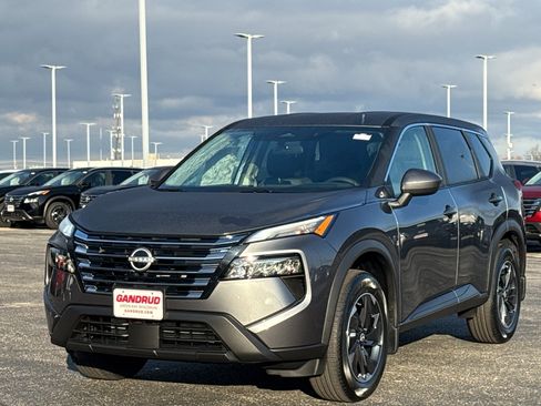 New 2026 Nissan Rogue SV image 2