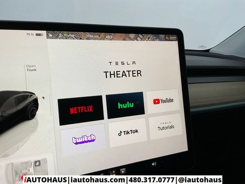 Used 2023 Tesla Model Y Performance AWD/4WD image 38