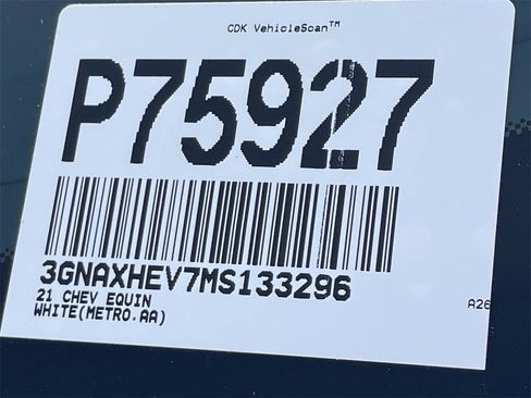 Used 2021 Chevrolet Equinox LS image 27