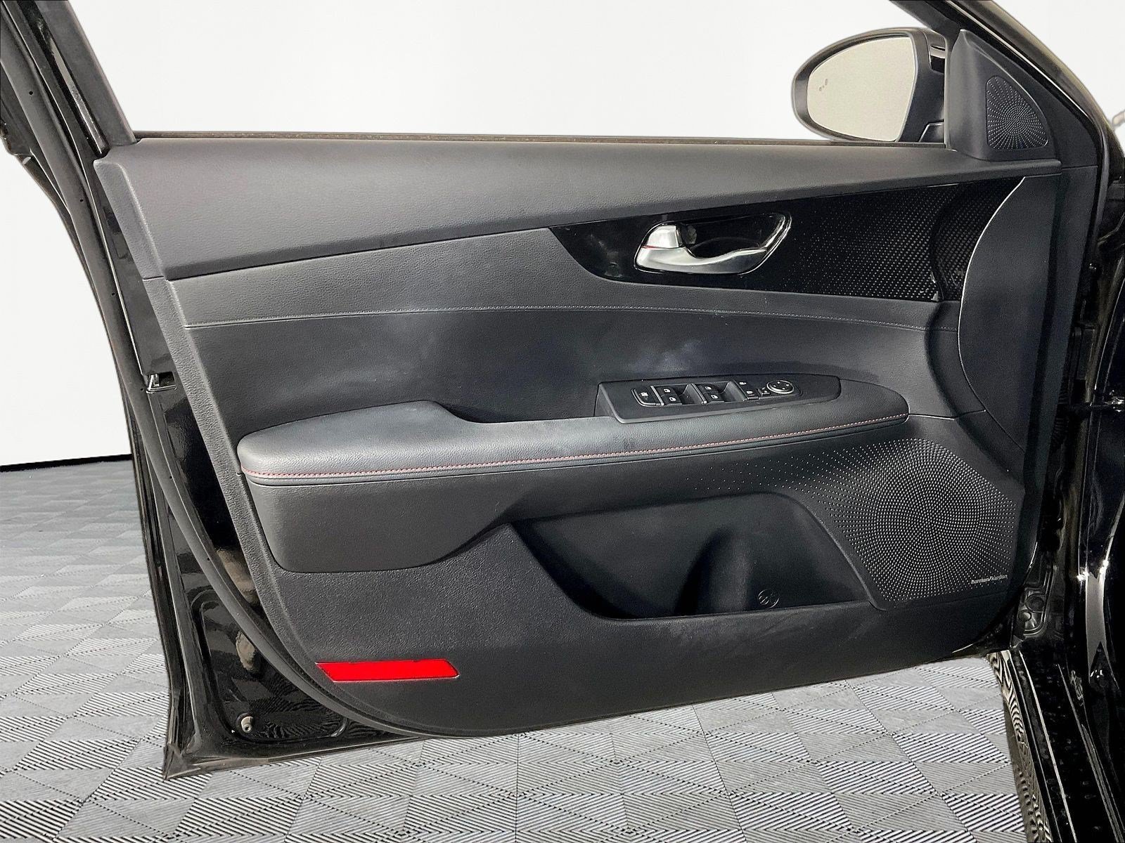 Used 2023 Kia Forte GT w/ GT2 Package FWD image 20