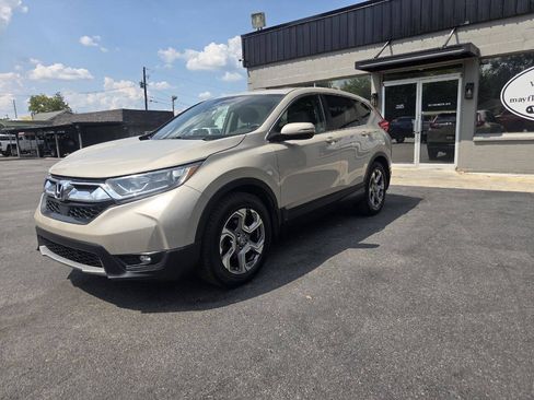 Used 2018 Honda CR-V EX image 3