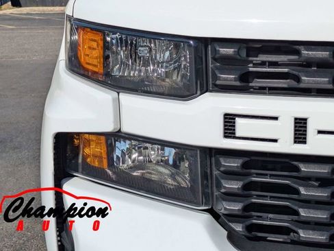 Used 2022 Chevrolet Silverado 1500 Custom w/ Safety Confidence Package image 11