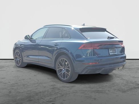 Used 2022 Audi Q8 Prestige AWD/4WD image 3