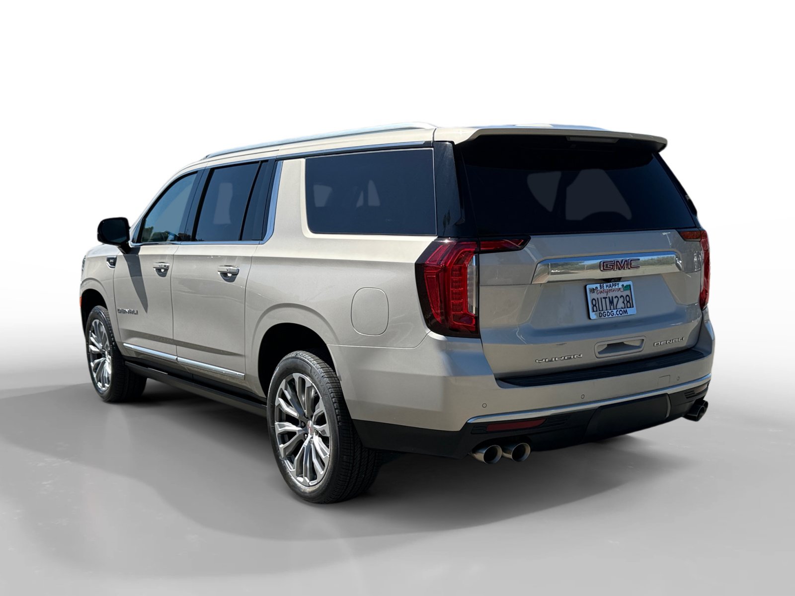 Used 2021 GMC Yukon XL Denali w/ Denali Ultimate Package AWD/4WD image 3