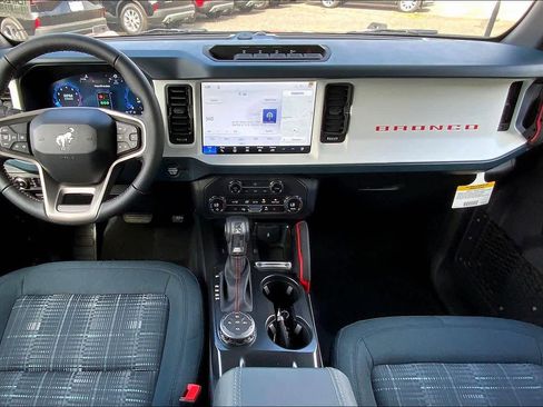 New 2026 Ford Bronco Heritage Edition AWD/4WD image 5