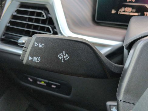 New 2026 BMW X5 xDrive50e w/ Premium Package image 29