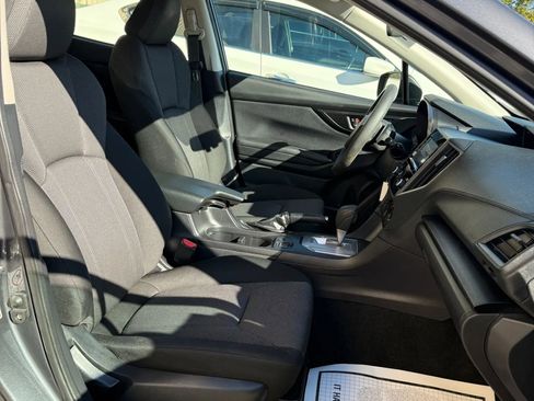 Used 2018 Subaru Impreza 2.0i Premium image 16