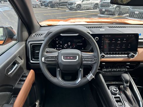 New 2026 GMC Canyon AT4 w/ Technology Plus Package AWD/4WD image 31