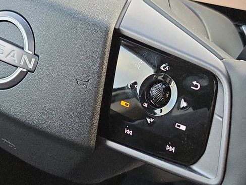 Certified 2025 Nissan Murano SL AWD/4WD image 38