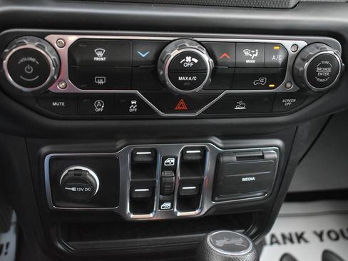 Used 2022 Jeep Wrangler Unlimited Sport AWD/4WD image 27