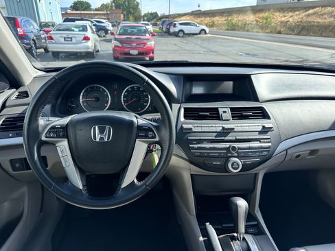 Used 2010 Honda Accord EX-L image 7