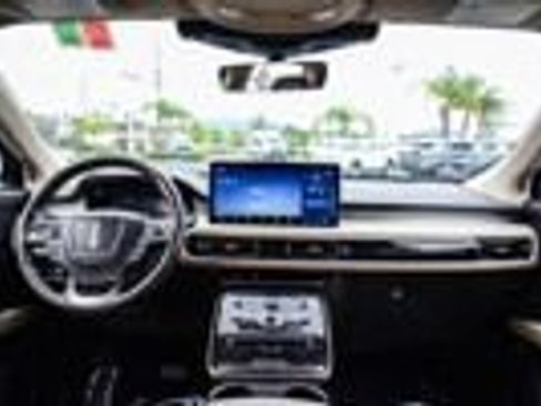 Used 2023 Lincoln Nautilus AWD w/ Premium Package image 14