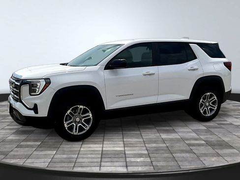 Used 2025 GMC Terrain Elevation AWD/4WD image 1