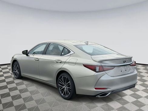 Used 2025 Lexus ES 350 Premium w/ Premium Package image 4