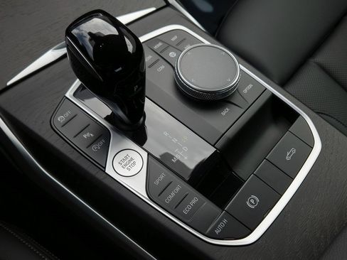 Used 2023 BMW 430i Convertible w/ Premium Package image 16