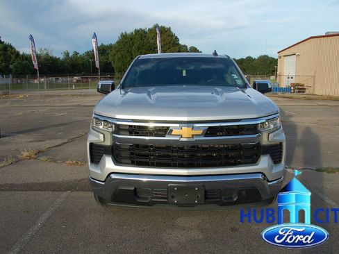 Used 2022 Chevrolet Silverado 1500 LT RWD image 8