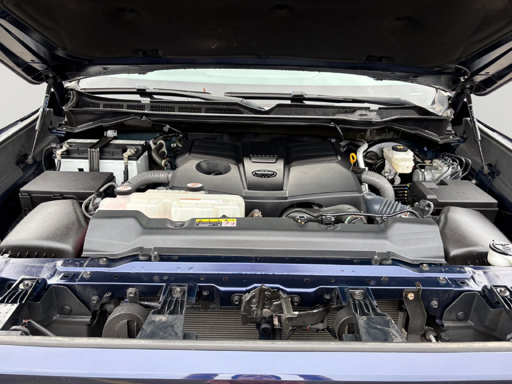 Used 2023 Toyota Tundra SR5 AWD/4WD image 9