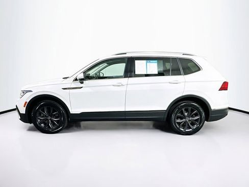 Used 2022 Volkswagen Tiguan SE image 4