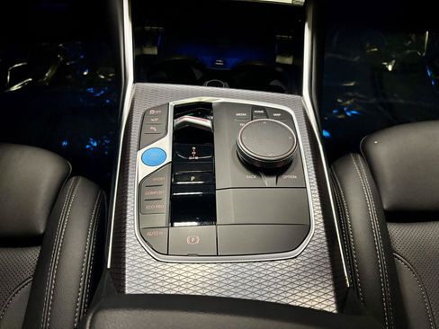 Used 2025 BMW i4 eDrive40 w/ Premium Package RWD image 21