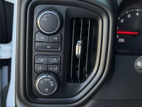 Used 2025 Chevrolet Silverado 2500 W/T w/ WT/CX Safety Package AWD/4WD image 23