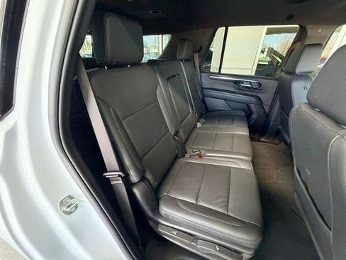 Used 2025 Chevrolet Tahoe LT AWD/4WD image 24