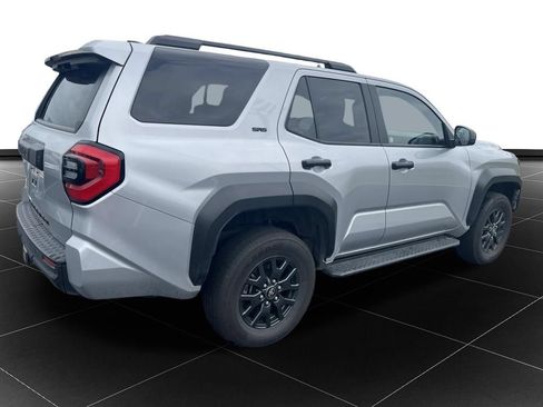 Used 2025 Toyota 4Runner SR5 AWD/4WD image 5