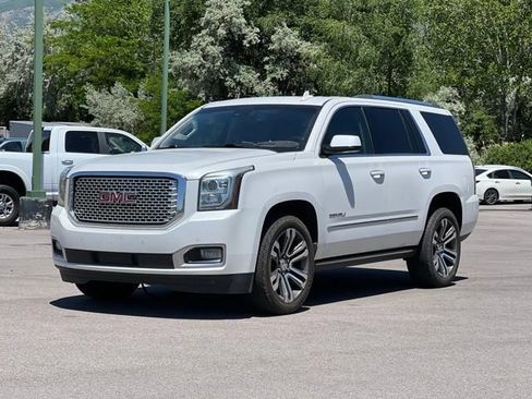 Used 2017 GMC Yukon Denali w/ Open Road Package AWD/4WD image 3