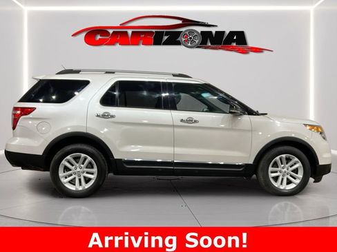 Used 2013 Ford Explorer XLT image 10