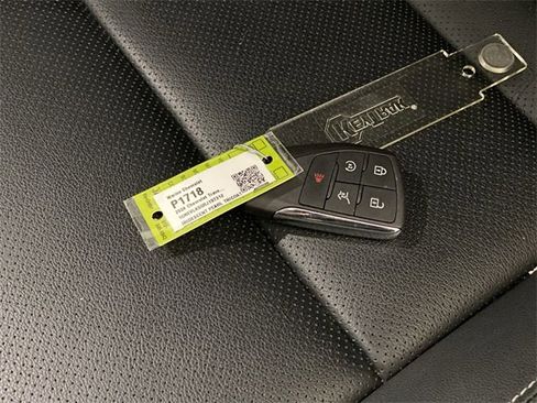 Used 2024 Chevrolet Traverse RS w/ LPO, Floor Liner Package image 19