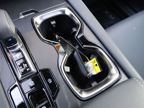 Used 2025 Lexus RX 350 Premium image 30