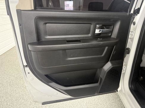 Used 2019 RAM 1500 Tradesman w/ Chrome Plus Package AWD/4WD image 27