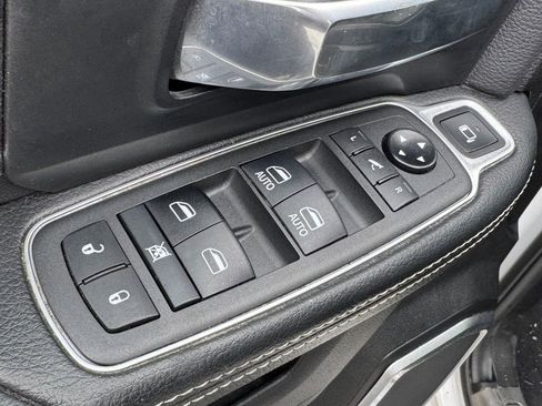 Used 2021 RAM 2500 Laramie AWD/4WD image 18