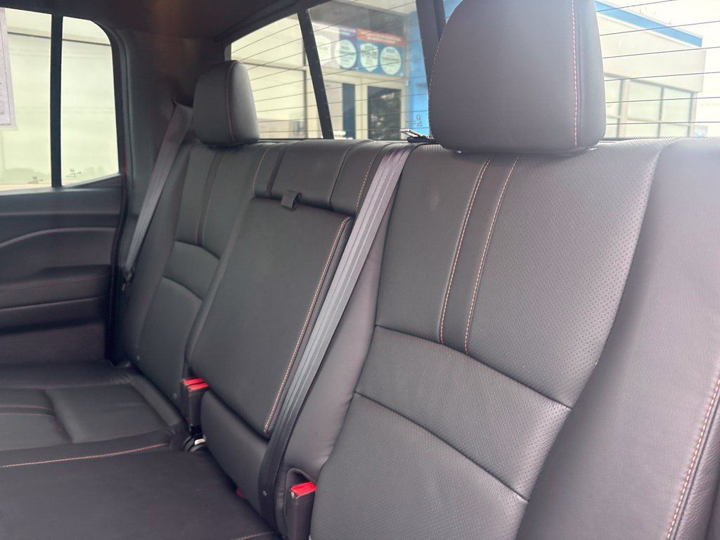 Used 2025 Honda Ridgeline TrailSport image 41