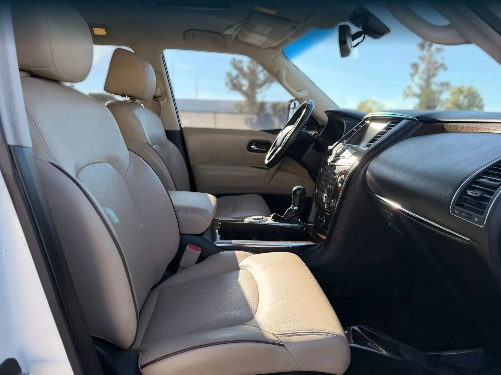 Used 2017 Nissan Armada Platinum RWD image 18