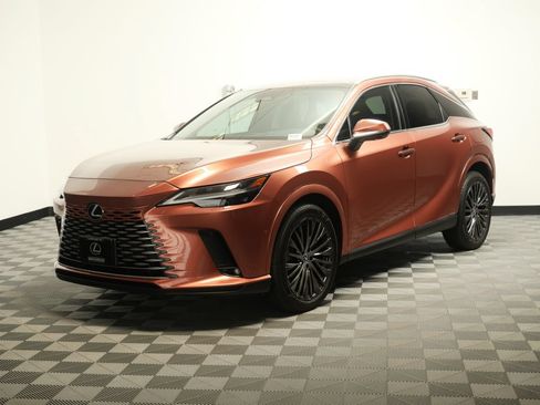 Used 2023 Lexus RX 350 AWD w/ Accessory Package image 4