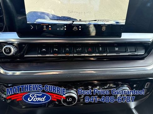 Used 2024 GMC Sierra 1500 SLT w/ SLT Premium Plus Package AWD/4WD image 21