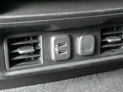 Used 2020 Chevrolet Silverado 1500 LTZ w/ Safety Package AWD/4WD image 29