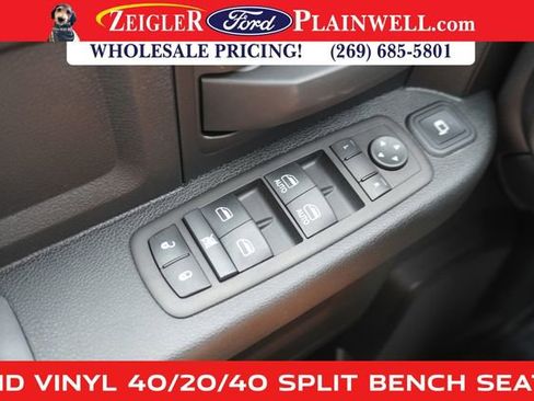 Used 2023 RAM 3500 Tradesman w/ Convenience Group image 28