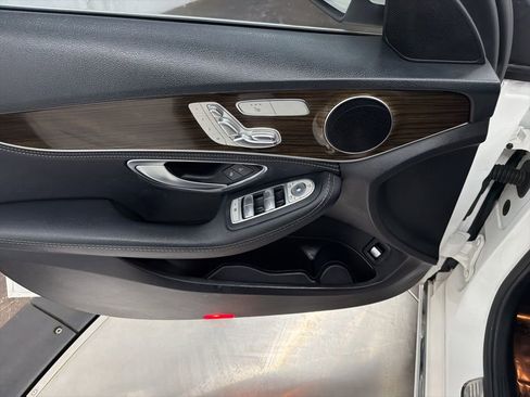 Used 2016 Mercedes-Benz C 300 Sedan image 17