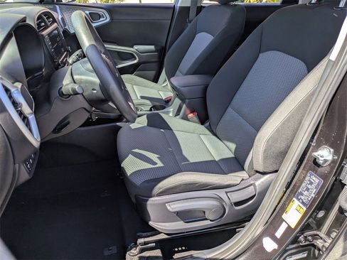Used 2023 Kia Soul LX w/ Option Group 015 image 14