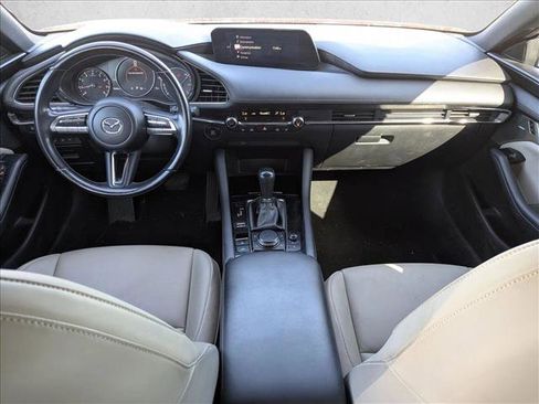 Used 2019 MAZDA MAZDA3 Hatchback w/ Preferred Package FWD image 14